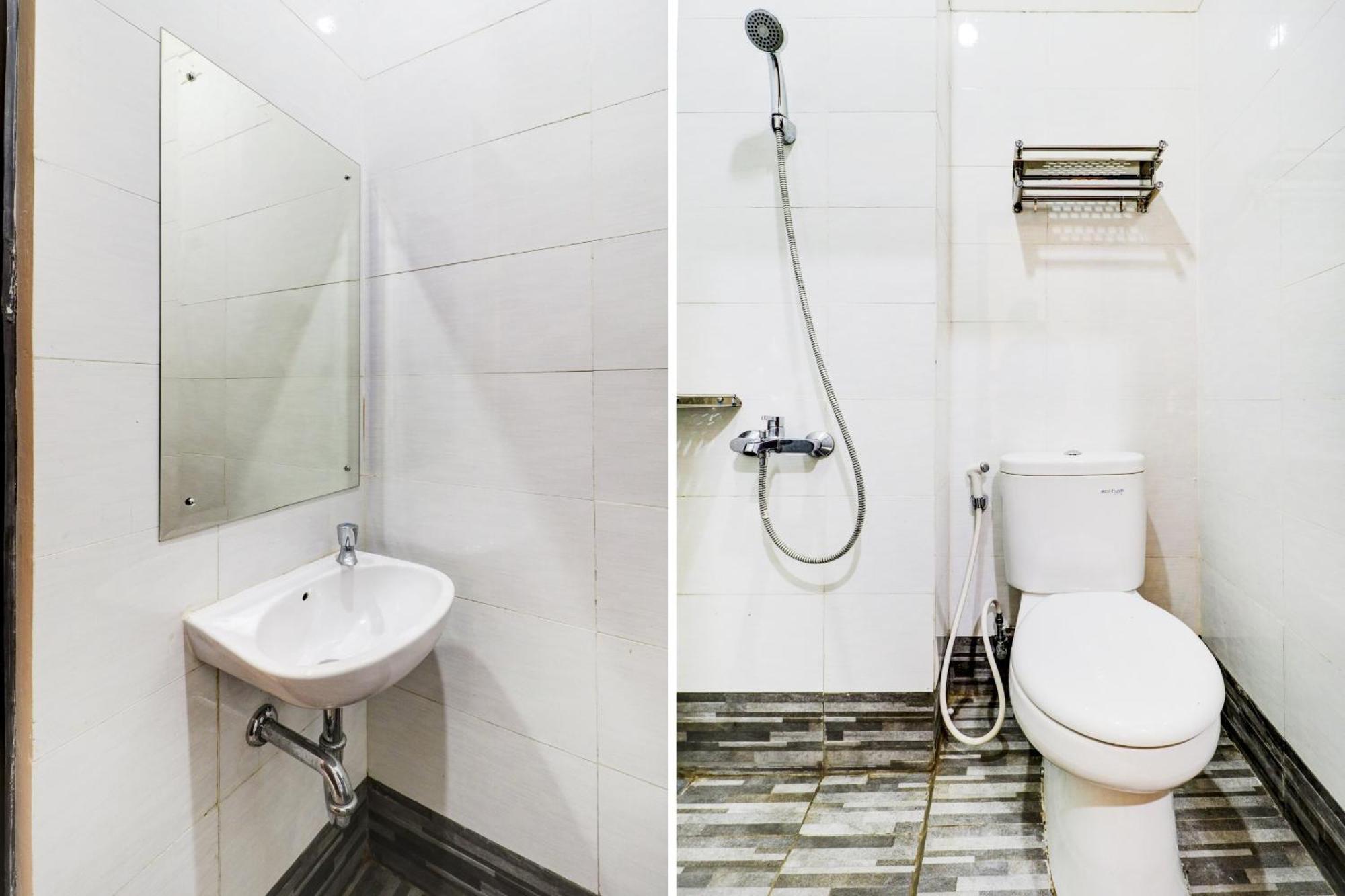 Oyo 90215 Ada Residence Telukjambe Ngoại thất bức ảnh