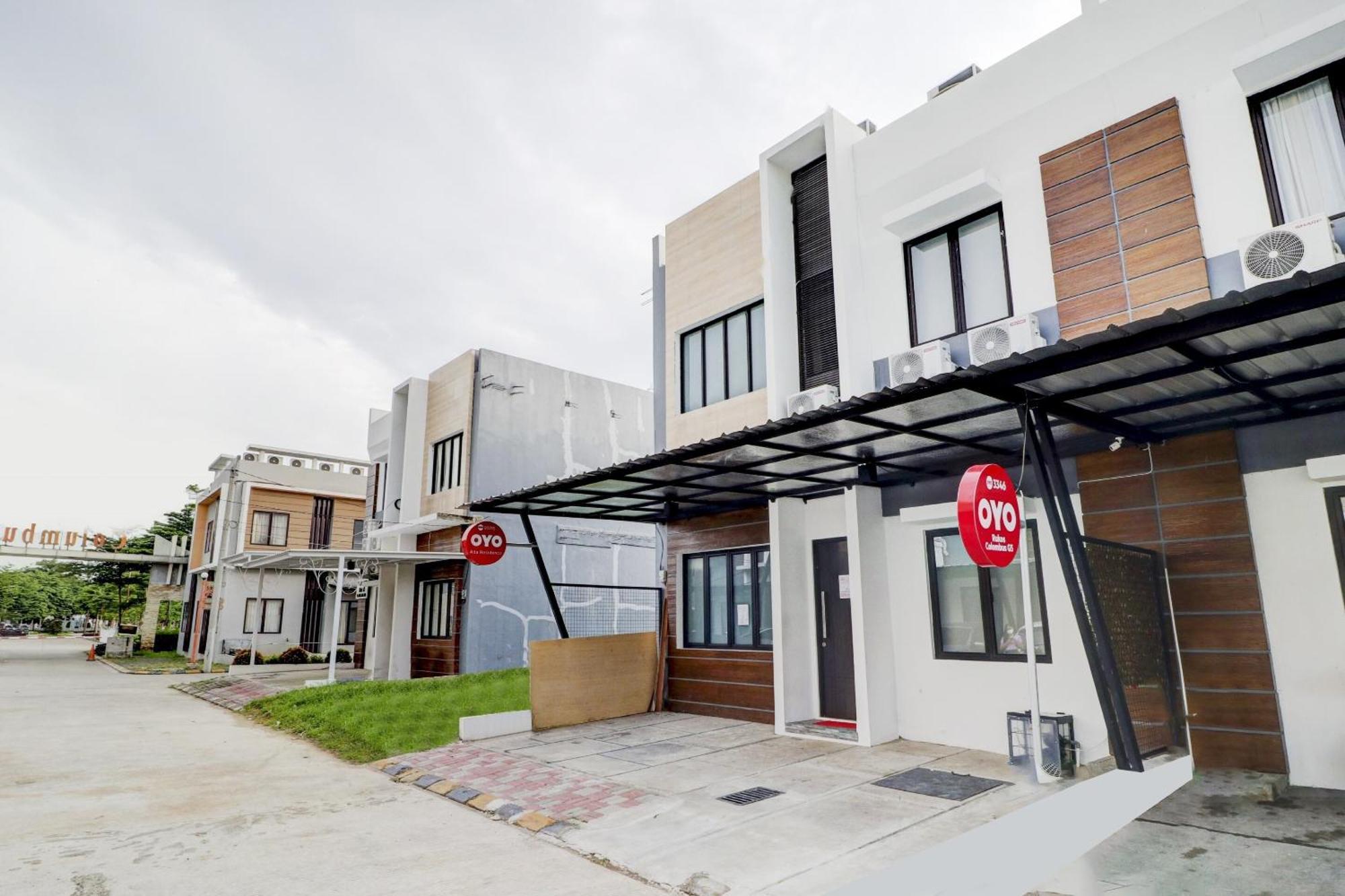 Oyo 90215 Ada Residence Telukjambe Ngoại thất bức ảnh